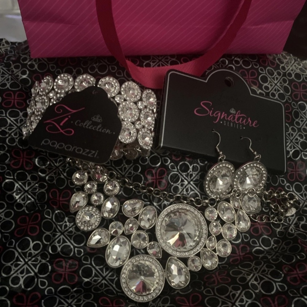Paparazzi Z Signature Collection 3 piece Limited Edition Discontinued